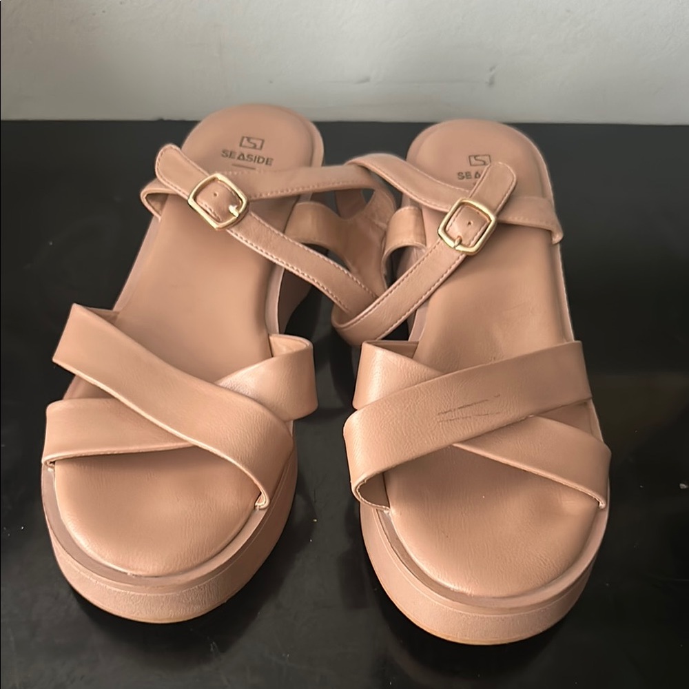 Seaside Brand Tan Sandals Minimalist Flatform Design 40